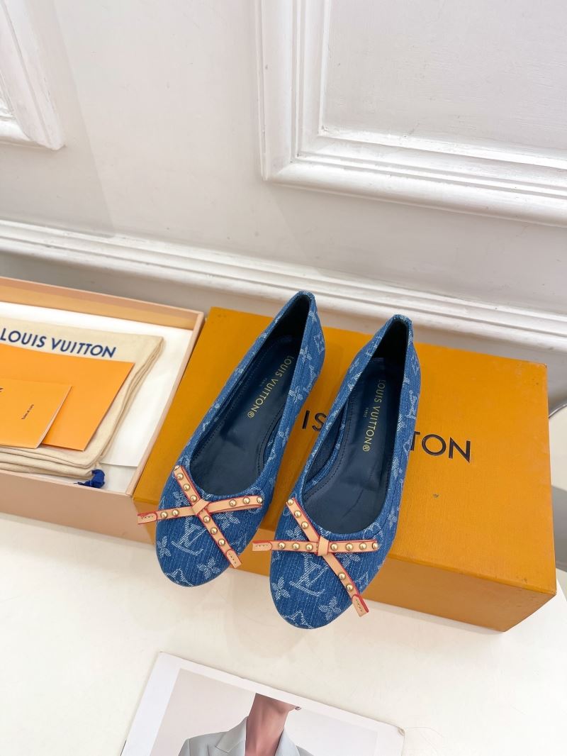 Louis Vuitton Flat Shoes